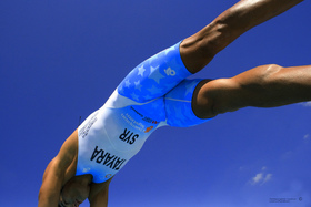 swimmer-wearing-speedsuit-by-fRANCISCO-gARCIA-Lucanux.jpg