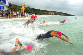 triathlon-open-water-swim-by-matt-coats.jpg