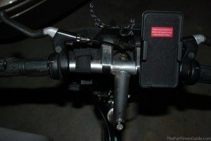 cell-phone-belt-clip-on-bike